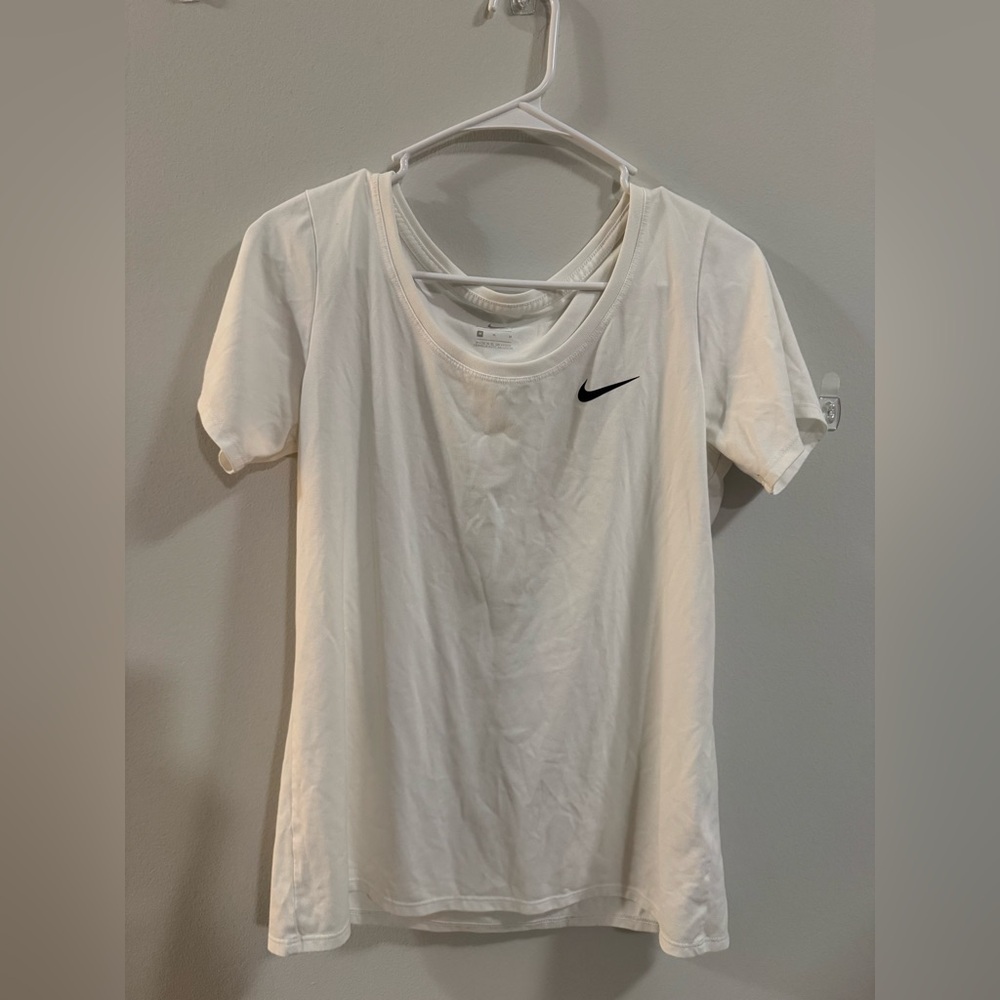 Nike White Short-Sleeve Crew Athletic Tee with Black Swoosh